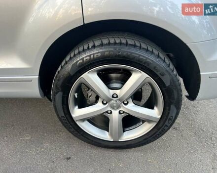 Сірий Ауді Ку 7, об'ємом двигуна 2.97 л та пробігом 257 тис. км за 19999 $, фото 25 на Automoto.ua