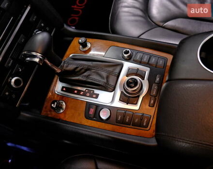 Серый Ауди Ку 7, объемом двигателя 3 л и пробегом 126 тыс. км за 12900 $, фото 24 на Automoto.ua