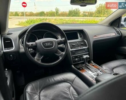 Сірий Ауді Ку 7, об'ємом двигуна 2.97 л та пробігом 214 тис. км за 21000 $, фото 6 на Automoto.ua