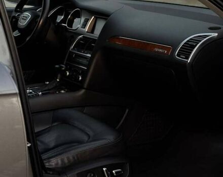 Сірий Ауді Ку 7, об'ємом двигуна 3 л та пробігом 300 тис. км за 15900 $, фото 13 на Automoto.ua