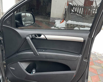 Ауди Ку 7 2013 в Тернополе на Automoto.ua Серый Ауди Ку 7, объемом двигателя 3 л и пробегом 280 тыс. км за 18500 $, фото 6 на Automoto.ua