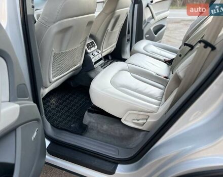 Сірий Ауді Ку 7, об'ємом двигуна 2.97 л та пробігом 257 тис. км за 19999 $, фото 16 на Automoto.ua