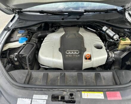 Сірий Ауді Ку 7, об'ємом двигуна 3 л та пробігом 214 тис. км за 20500 $, фото 4 на Automoto.ua