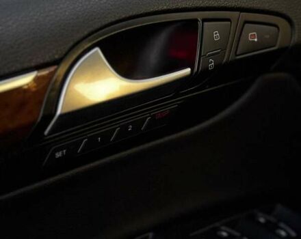 Сірий Ауді Ку 7, об'ємом двигуна 3 л та пробігом 300 тис. км за 15900 $, фото 10 на Automoto.ua