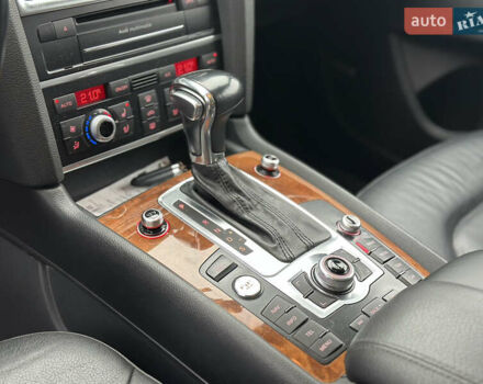 Сірий Ауді Ку 7, об'ємом двигуна 0 л та пробігом 296 тис. км за 17800 $, фото 13 на Automoto.ua