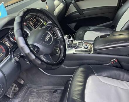 Ауди Ку 7 2013 в Кременчуге на Automoto.ua Серый Ауди Ку 7, объемом двигателя 3 л и пробегом 300 тыс. км за 23350 $, фото 2 на Automoto.ua