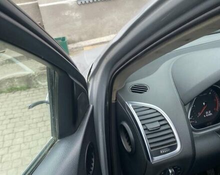 Сірий Ауді Ку 7, об'ємом двигуна 2.97 л та пробігом 200 тис. км за 12900 $, фото 13 на Automoto.ua