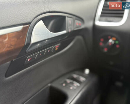 Серый Ауди Ку 7, объемом двигателя 2.97 л и пробегом 289 тыс. км за 15900 $, фото 15 на Automoto.ua