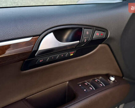 Сірий Ауді Ку 7, об'ємом двигуна 2.97 л та пробігом 265 тис. км за 18700 $, фото 29 на Automoto.ua