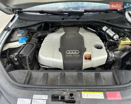 Сірий Ауді Ку 7, об'ємом двигуна 2.97 л та пробігом 214 тис. км за 21000 $, фото 4 на Automoto.ua