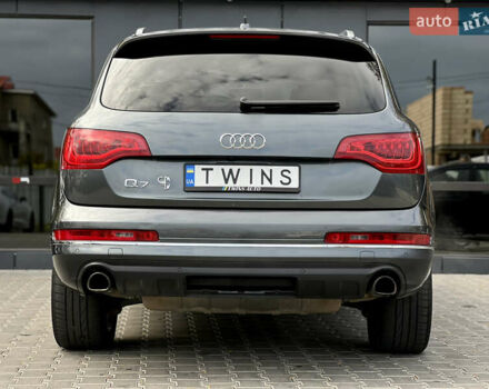 Серый Ауди Ку 7, объемом двигателя 3 л и пробегом 192 тыс. км за 12900 $, фото 4 на Automoto.ua