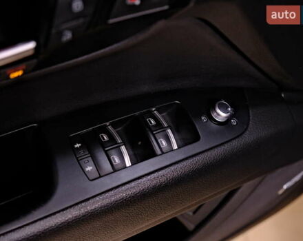 Серый Ауди Ку 7, объемом двигателя 3 л и пробегом 126 тыс. км за 12900 $, фото 19 на Automoto.ua