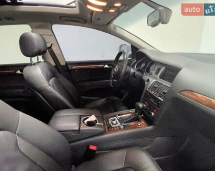 Серый Ауди Ку 7, объемом двигателя 3 л и пробегом 200 тыс. км за 19900 $, фото 2 на Automoto.ua