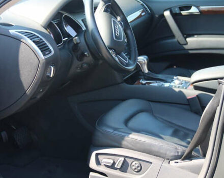 Сірий Ауді Ку 7, об'ємом двигуна 3 л та пробігом 193 тис. км за 16500 $, фото 30 на Automoto.ua