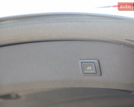 Сірий Ауді Ку 7, об'ємом двигуна 3 л та пробігом 193 тис. км за 16500 $, фото 46 на Automoto.ua