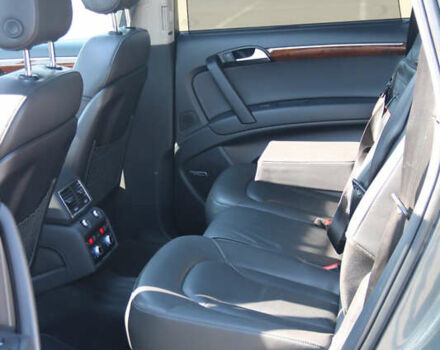 Сірий Ауді Ку 7, об'ємом двигуна 3 л та пробігом 193 тис. км за 16500 $, фото 24 на Automoto.ua