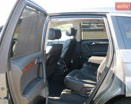 Сірий Ауді Ку 7, об'ємом двигуна 3 л та пробігом 193 тис. км за 16500 $, фото 22 на Automoto.ua