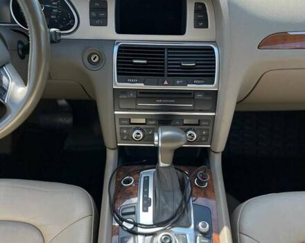 Сірий Ауді Ку 7, об'ємом двигуна 3 л та пробігом 230 тис. км за 18000 $, фото 22 на Automoto.ua