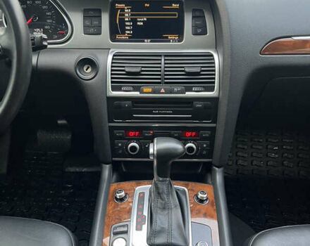 Сірий Ауді Ку 7, об'ємом двигуна 3 л та пробігом 190 тис. км за 17000 $, фото 15 на Automoto.ua