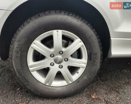 Серый Ауди Ку 7, объемом двигателя 2.97 л и пробегом 177 тыс. км за 20750 $, фото 10 на Automoto.ua