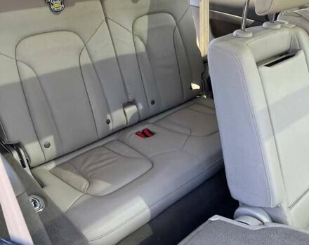 Сірий Ауді Ку 7, об'ємом двигуна 3 л та пробігом 230 тис. км за 18000 $, фото 32 на Automoto.ua