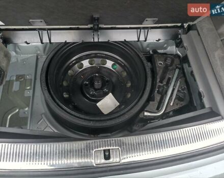 Серый Ауди Ку 7, объемом двигателя 2.97 л и пробегом 366 тыс. км за 17500 $, фото 6 на Automoto.ua