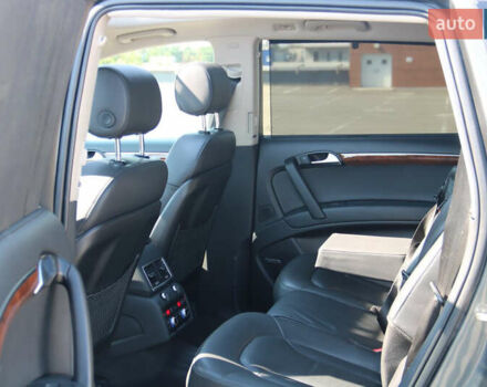 Сірий Ауді Ку 7, об'ємом двигуна 3 л та пробігом 193 тис. км за 16500 $, фото 23 на Automoto.ua