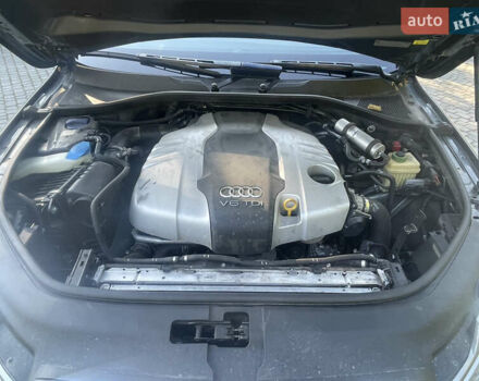 Серый Ауди Ку 7, объемом двигателя 2.97 л и пробегом 226 тыс. км за 23500 $, фото 33 на Automoto.ua