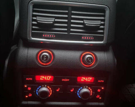 Серый Ауди Ку 7, объемом двигателя 2.97 л и пробегом 226 тыс. км за 23500 $, фото 24 на Automoto.ua