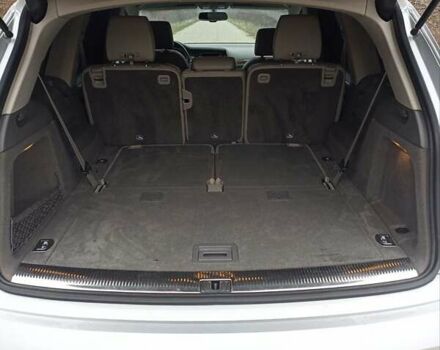 Серый Ауди Ку 7, объемом двигателя 2.97 л и пробегом 366 тыс. км за 17500 $, фото 5 на Automoto.ua