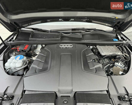 Серый Ауди Ку 7, объемом двигателя 2.97 л и пробегом 210 тыс. км за 35900 $, фото 60 на Automoto.ua