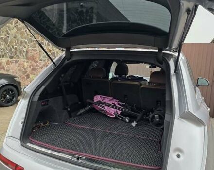 Серый Ауди Ку 7, объемом двигателя 3 л и пробегом 248 тыс. км за 25000 $, фото 10 на Automoto.ua