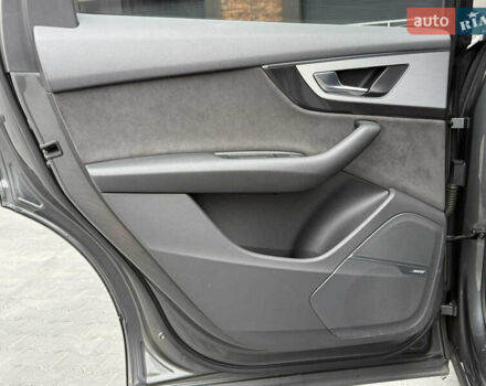 Сірий Ауді Ку 7, об'ємом двигуна 3 л та пробігом 291 тис. км за 35500 $, фото 23 на Automoto.ua