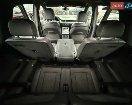 Сірий Ауді Ку 7, об'ємом двигуна 3 л та пробігом 291 тис. км за 35500 $, фото 17 на Automoto.ua