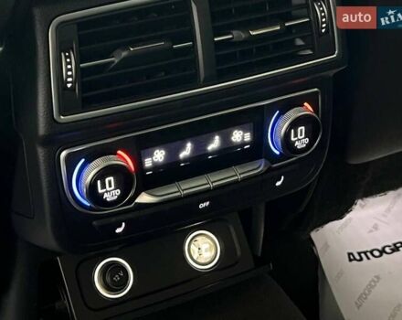 Серый Ауди Ку 7, объемом двигателя 3 л и пробегом 158 тыс. км за 24400 $, фото 17 на Automoto.ua