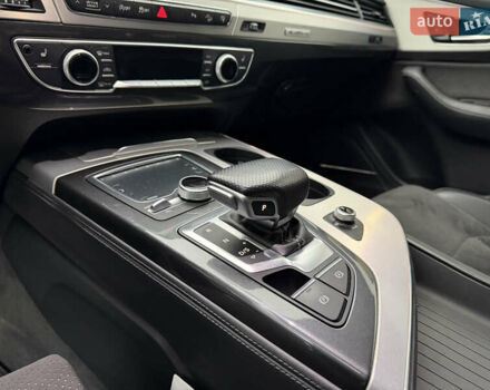 Серый Ауди Ку 7, объемом двигателя 2.97 л и пробегом 246 тыс. км за 34500 $, фото 26 на Automoto.ua