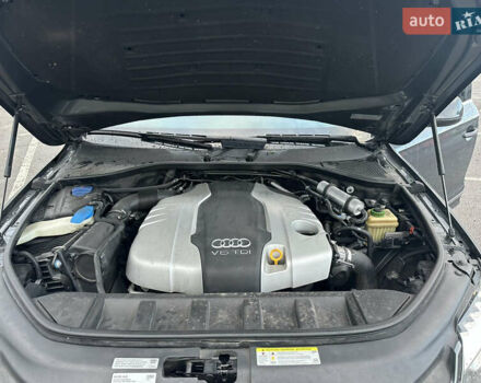 Серый Ауди Ку 7, объемом двигателя 2.97 л и пробегом 289 тыс. км за 18999 $, фото 21 на Automoto.ua