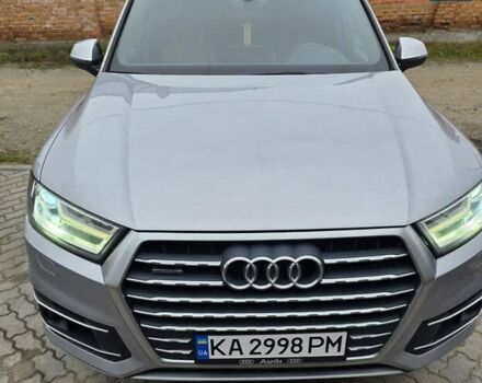 Серый Ауди Ку 7, объемом двигателя 3 л и пробегом 248 тыс. км за 25000 $, фото 5 на Automoto.ua