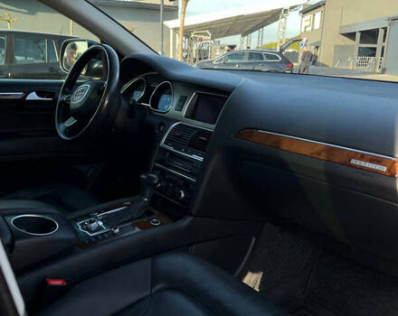 Сірий Ауді Ку 7, об'ємом двигуна 3 л та пробігом 235 тис. км за 22400 $, фото 8 на Automoto.ua