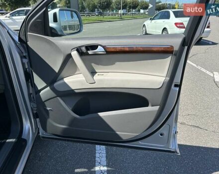 Ауди Ку 7 2015 в Киеве на Automoto.ua Серый Ауди Ку 7, объемом двигателя 3 л и пробегом 265 тыс. км за 16000 $, фото 32 на Automoto.ua