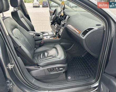 Сірий Ауді Ку 7, об'ємом двигуна 2.97 л та пробігом 135 тис. км за 27500 $, фото 12 на Automoto.ua