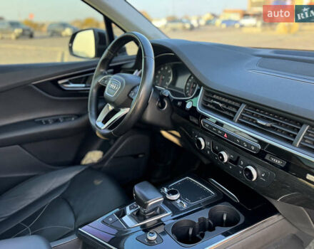 Серый Ауди Ку 7, объемом двигателя 3 л и пробегом 177 тыс. км за 21999 $, фото 24 на Automoto.ua