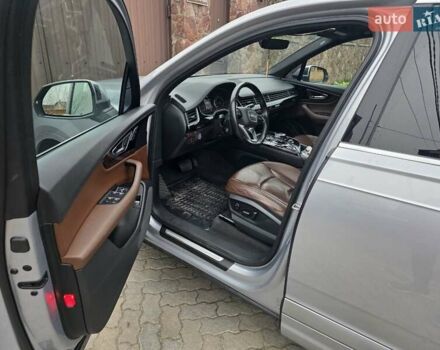 Серый Ауди Ку 7, объемом двигателя 3 л и пробегом 248 тыс. км за 25000 $, фото 17 на Automoto.ua