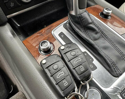 Серый Ауди Ку 7, объемом двигателя 3 л и пробегом 170 тыс. км за 10900 $, фото 14 на Automoto.ua