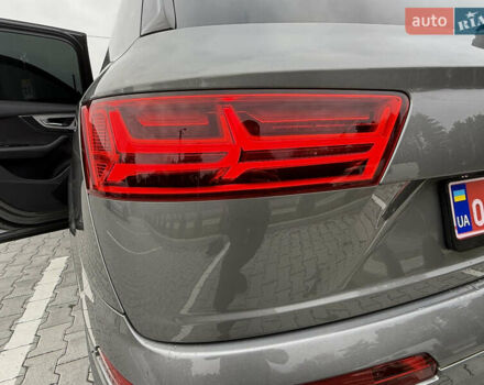 Серый Ауди Ку 7, объемом двигателя 2.97 л и пробегом 210 тыс. км за 35900 $, фото 41 на Automoto.ua