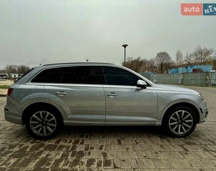 Серый Ауди Ку 7, объемом двигателя 3 л и пробегом 415 тыс. км за 24999 $, фото 6 на Automoto.ua