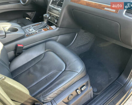 Сірий Ауді Ку 7, об'ємом двигуна 2.97 л та пробігом 143 тис. км за 23500 $, фото 26 на Automoto.ua