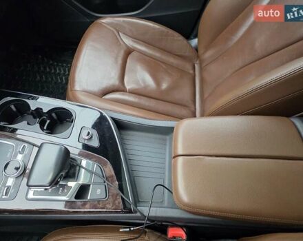 Серый Ауди Ку 7, объемом двигателя 3 л и пробегом 248 тыс. км за 25000 $, фото 16 на Automoto.ua