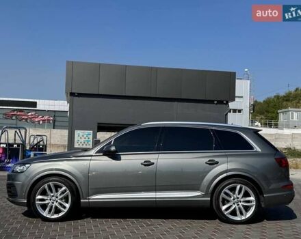 Сірий Ауді Ку 7, об'ємом двигуна 3 л та пробігом 252 тис. км за 37800 $, фото 10 на Automoto.ua