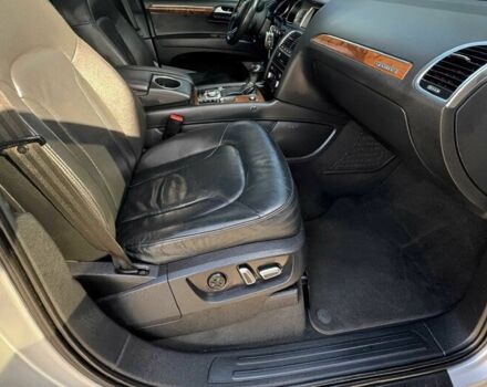 Серый Ауди Ку 7, объемом двигателя 3 л и пробегом 70 тыс. км за 9000 $, фото 7 на Automoto.ua